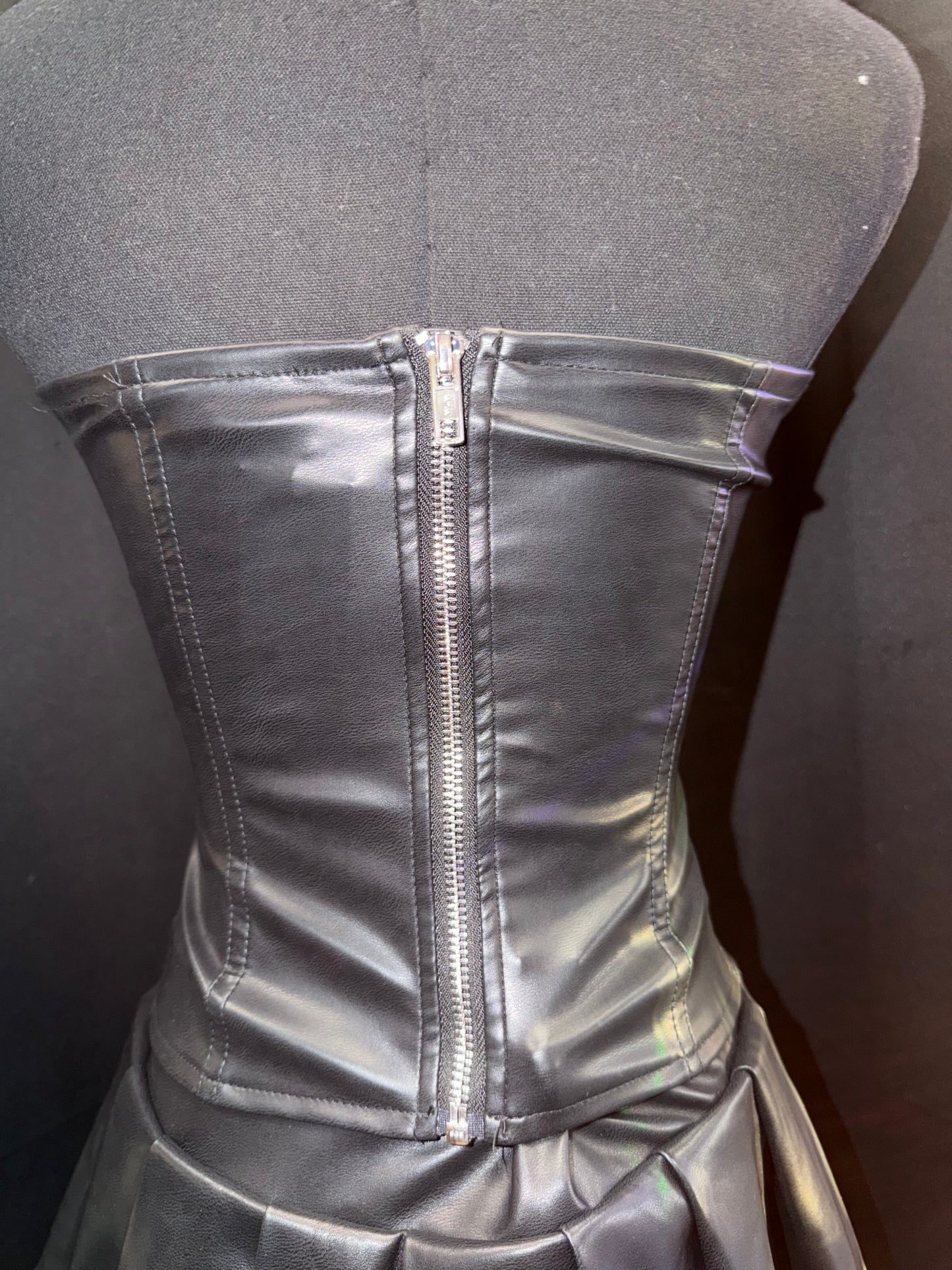 Leather Strung Up Corset(Black)