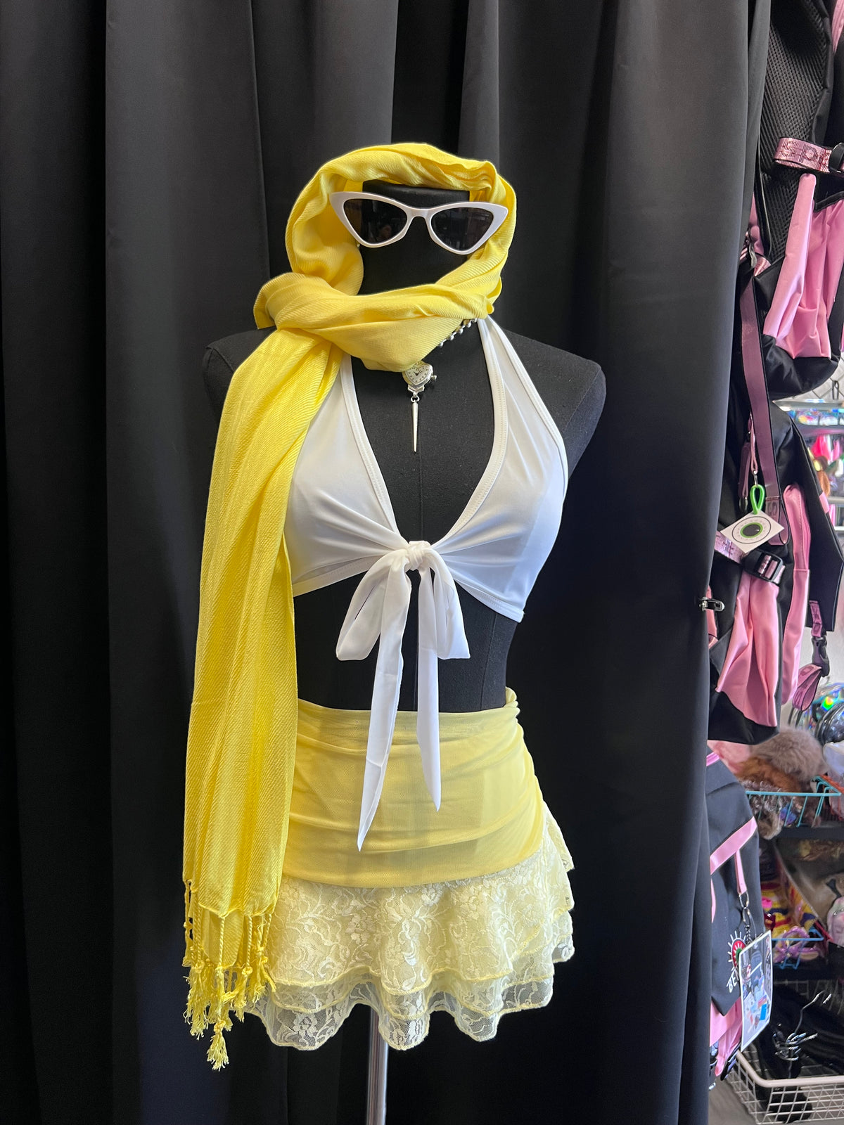 Lace Trim Ruffle Shorts (Yellow)